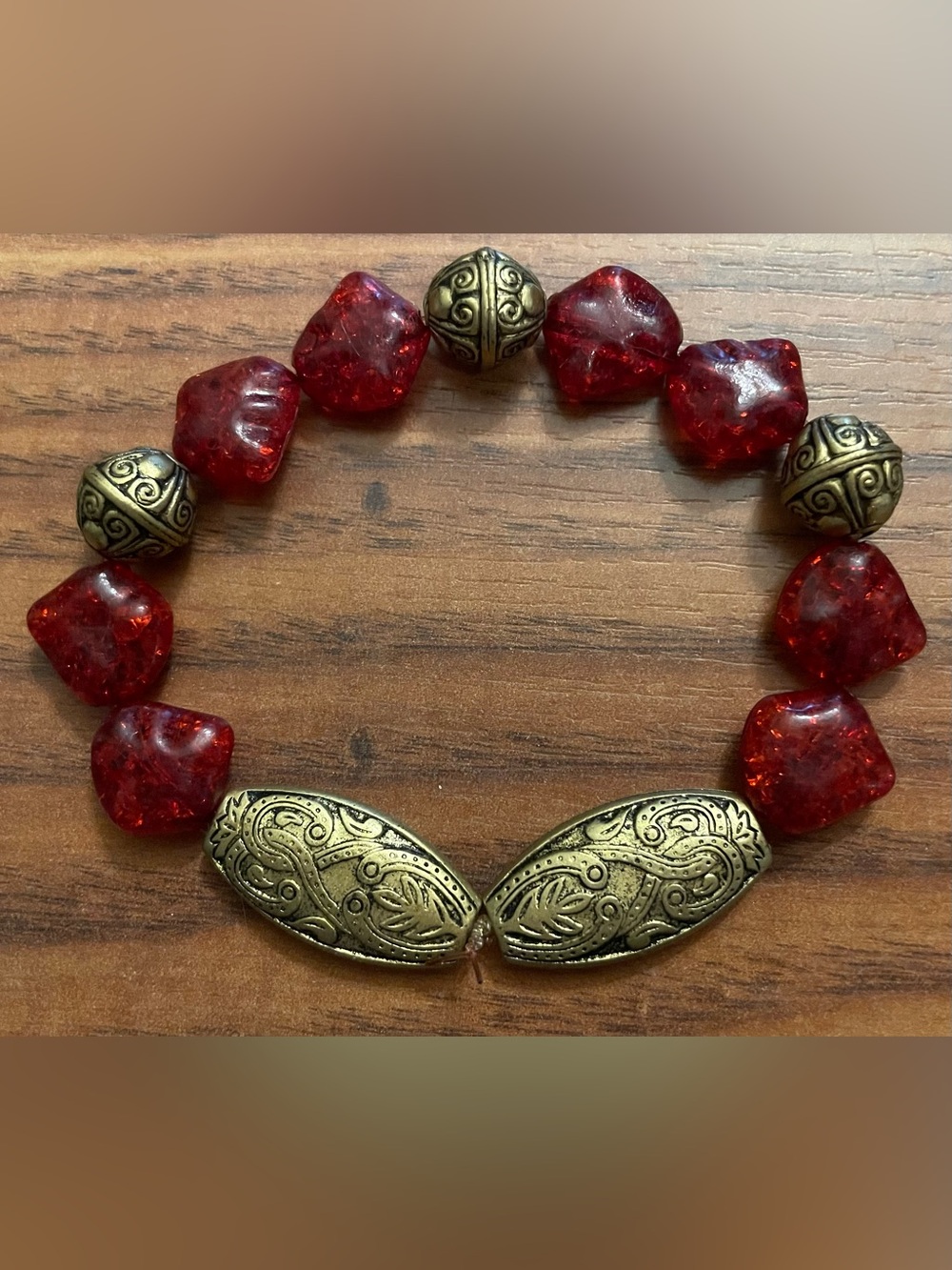 Vintage-Style Red Beaded Stretch Bracelet with Ornate Gild Toned like Accents